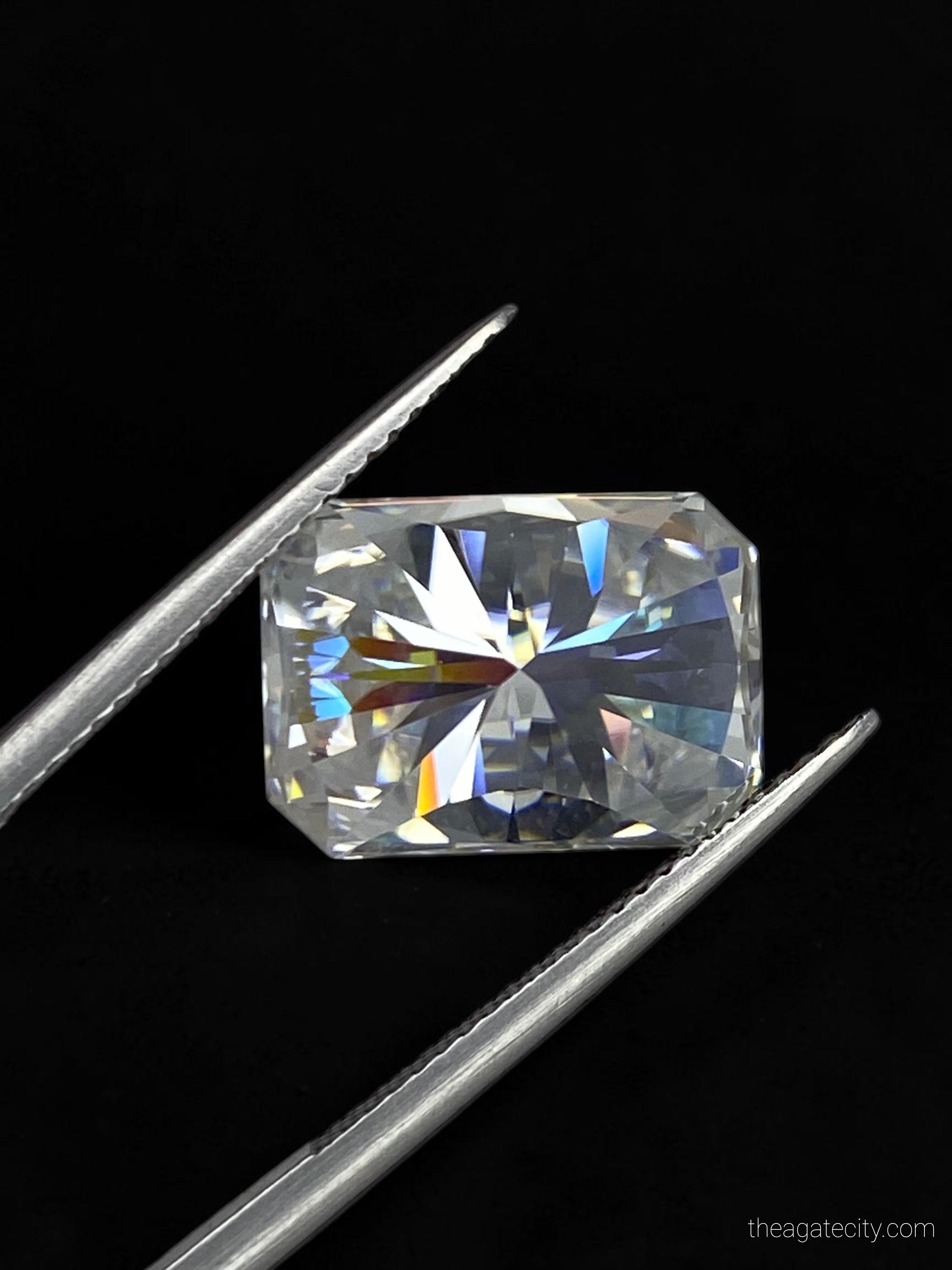 2 CT Loose Moissanite Radiant Cut D Color VVS1 | Brilliant Sparkle | Diamond Alternative Stone - 3