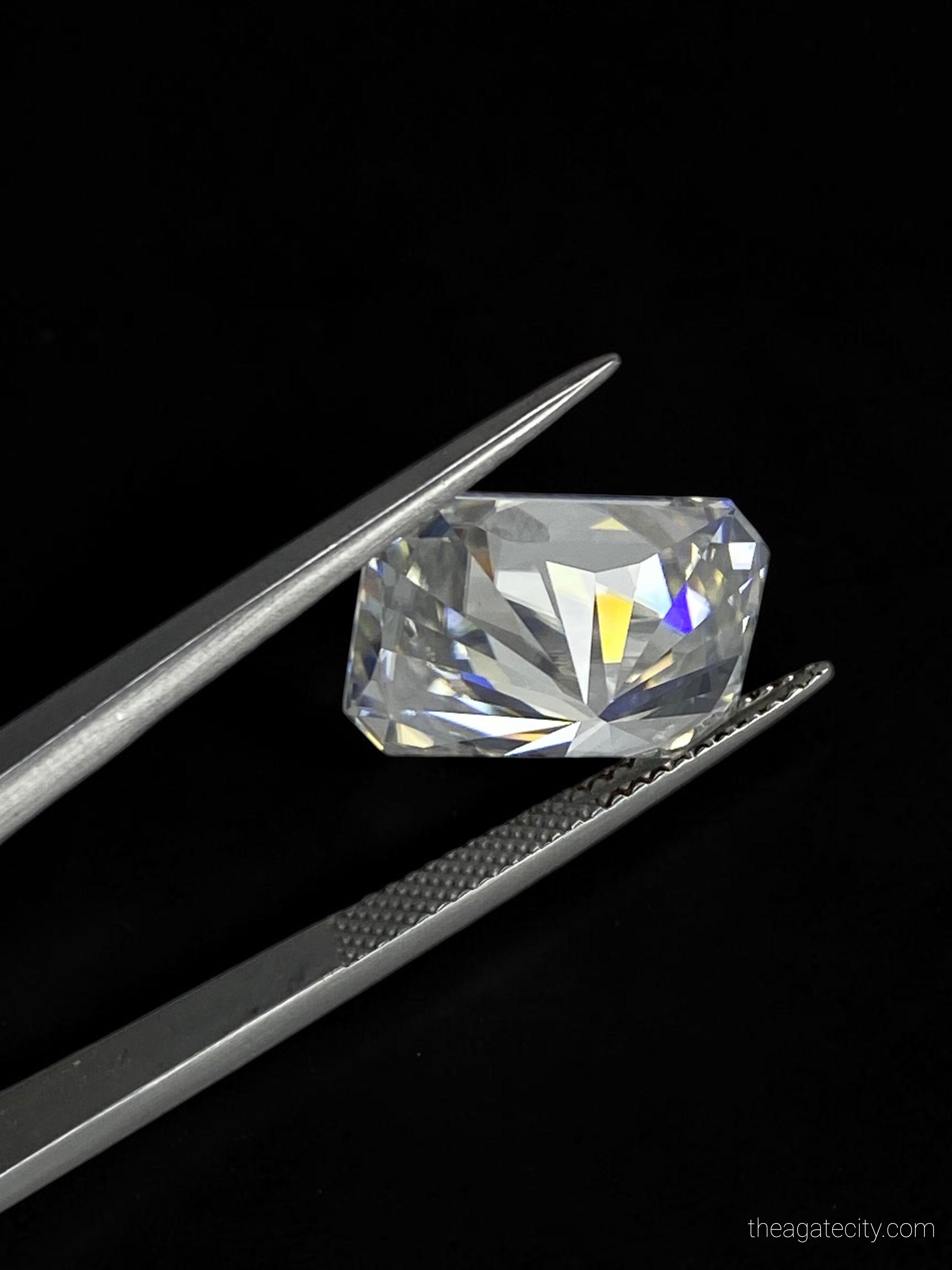 2 CT Loose Moissanite Radiant Cut D Color VVS1 | Brilliant Sparkle | Diamond Alternative Stone - 4